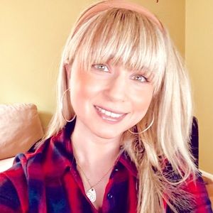 🌸 Meet Your Posher 🌸